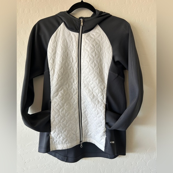 Sunice Lightweight Performance Hooded Jacket- Golf - Picture 3 of 6